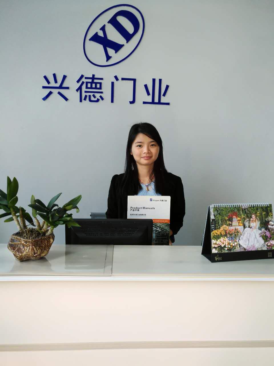 廠房里的快速卷簾門(mén)